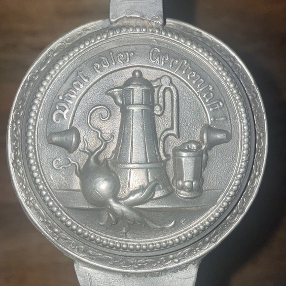 🖤Pewter Vintage Pitcher - Picture 4 of 7